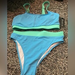 New Woman’s Tempt 2 Piece Sport Bathing Suit .